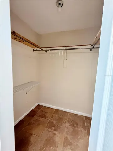 MB walk-in closet