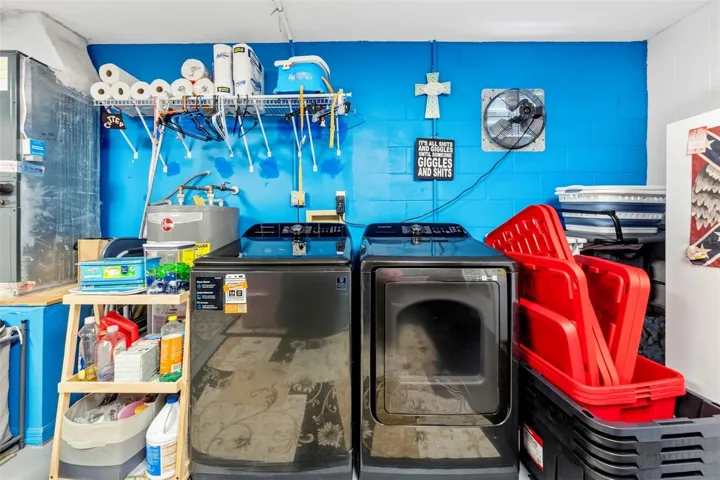Washer & Dryer in Garage 2025