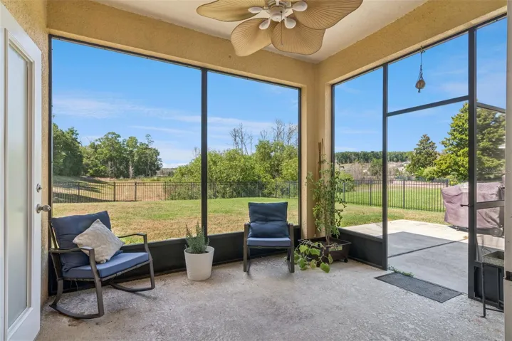 ENLCOSED PATIO