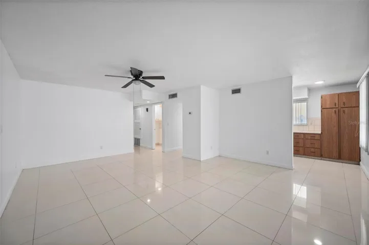 Living / Dinning room combo