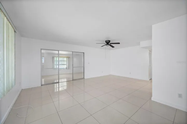 Living / Dinning room combo