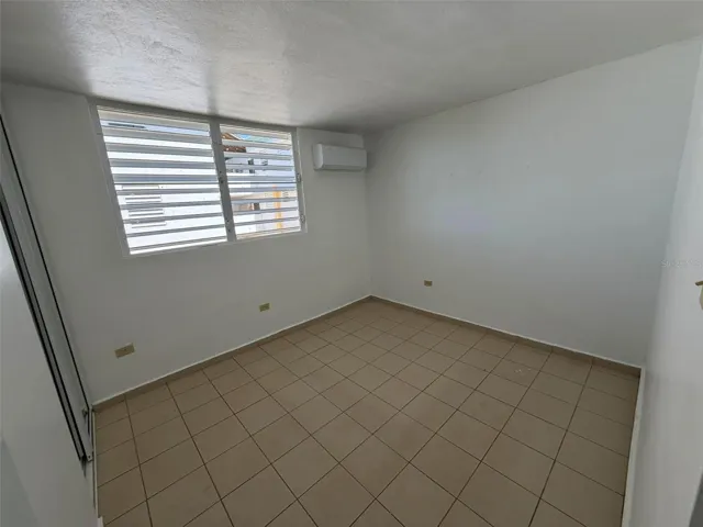 Bedroom #1
