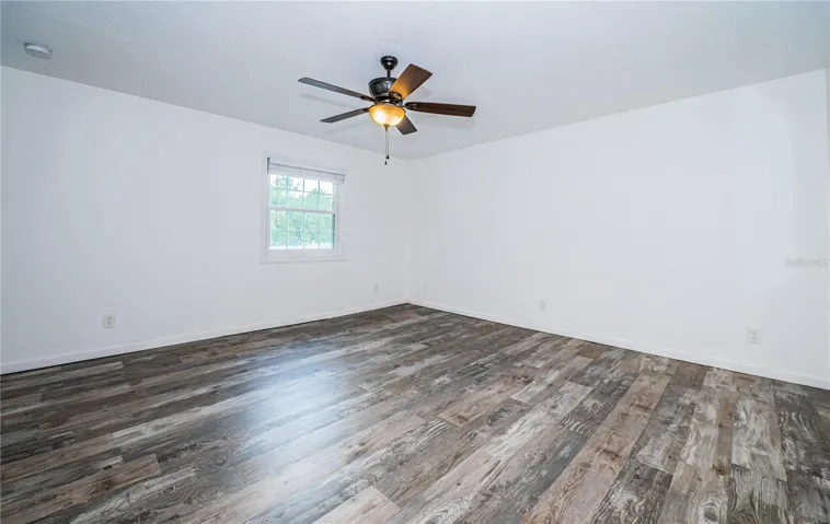 Bedroom - Large enough for a king bed