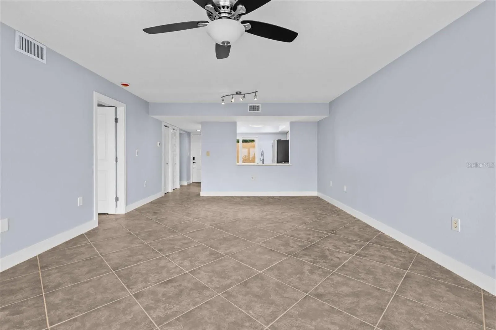 Looking back towards the kitchen