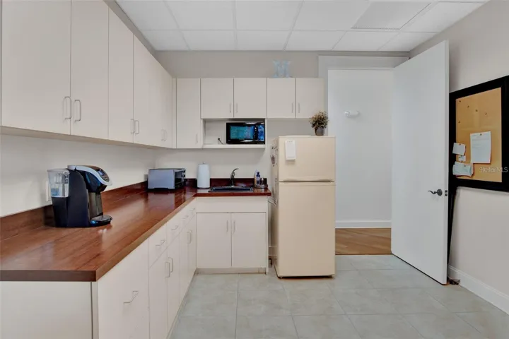 Break Room Kitchen