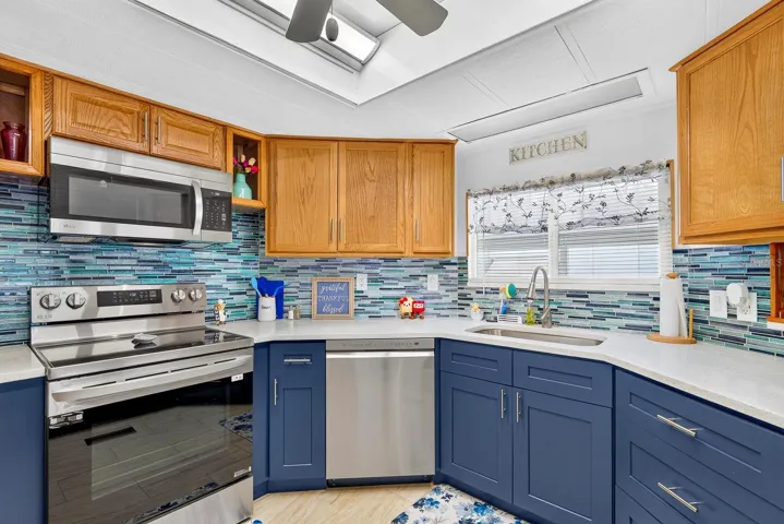 Facing into kitchen