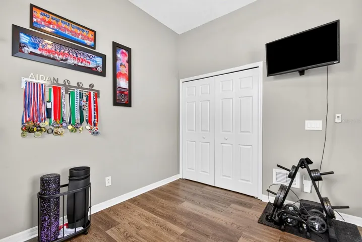Bedroom 4 different angle.