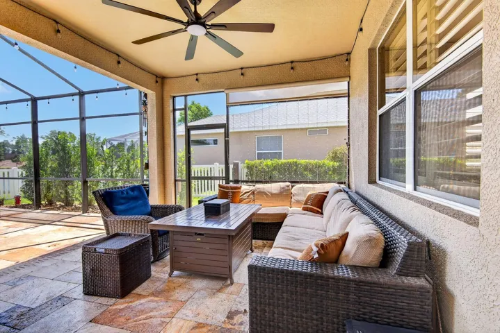 Outdoor lanai