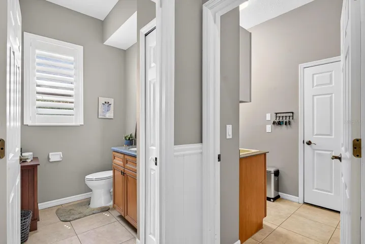 !/2 bath on first floor next to designated laundry area
