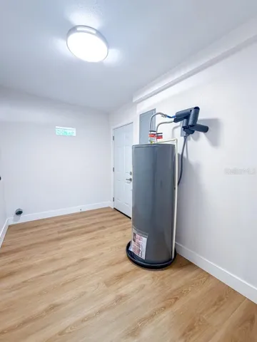 Pantry, Laundry room