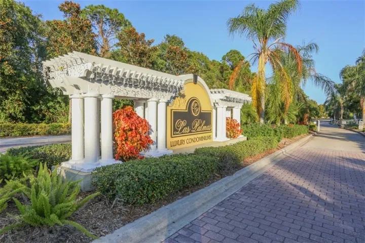 Gated resort-style community