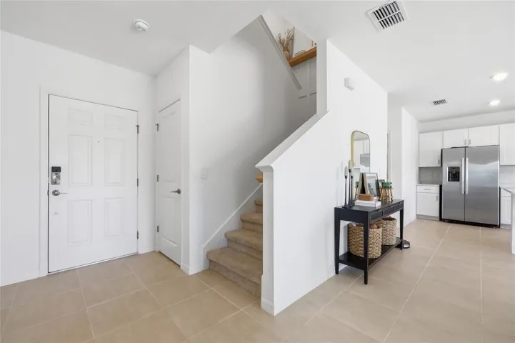 Foyer & Stairway