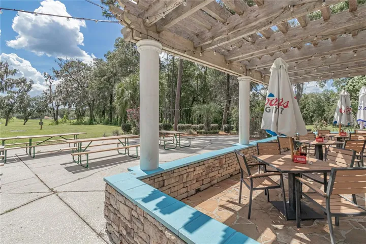 Public Restaurant