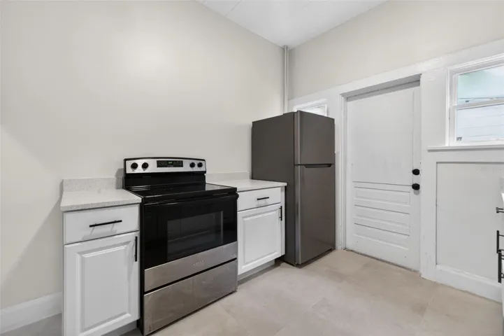 Quadplex Downstairs 1 Bed