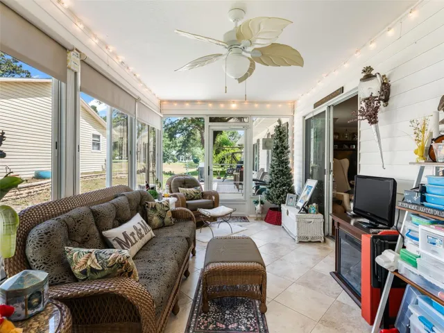 FLORIDA ROOM