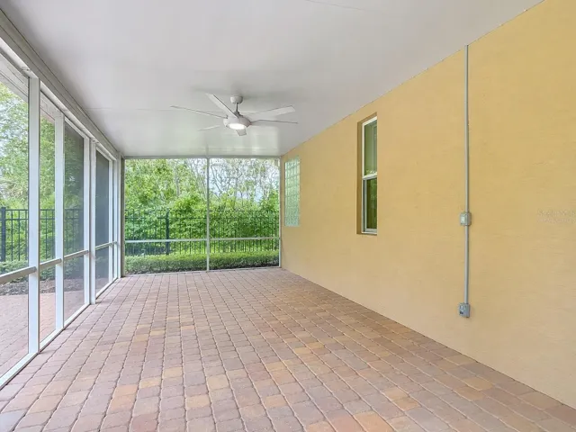 VIRTUALLY STAGEDFURNITURE WAS REMOVED