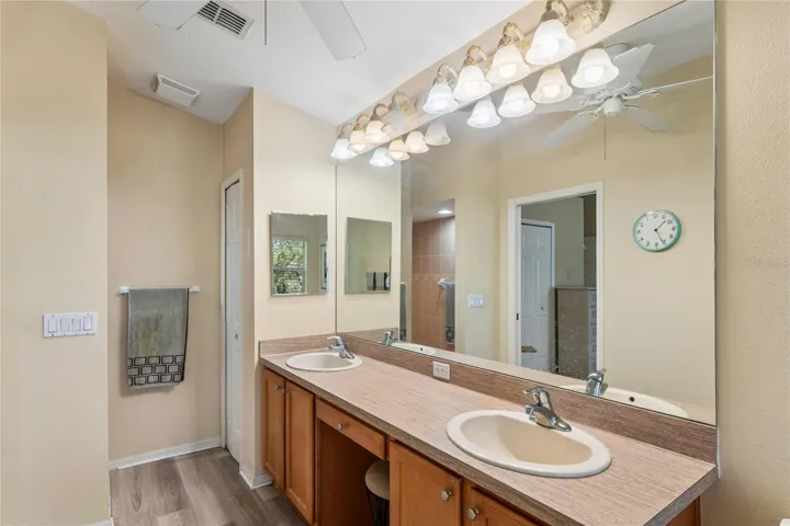 Double sinks