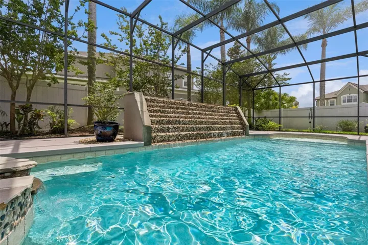 Sparkling Pool w/ Waterfall Feature