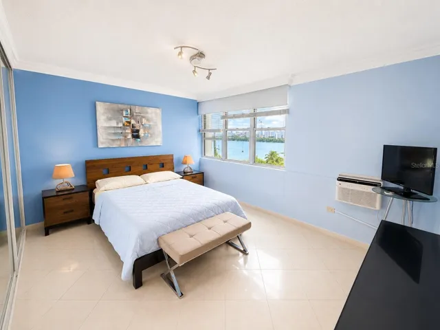 Bedroom #1