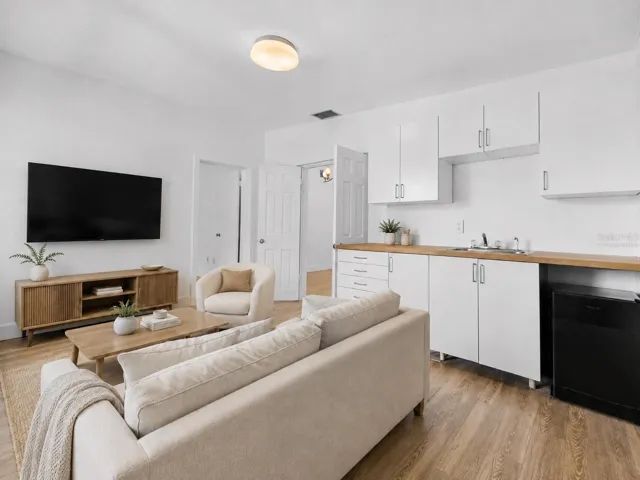 Virtually Staged - 2nd Living Area