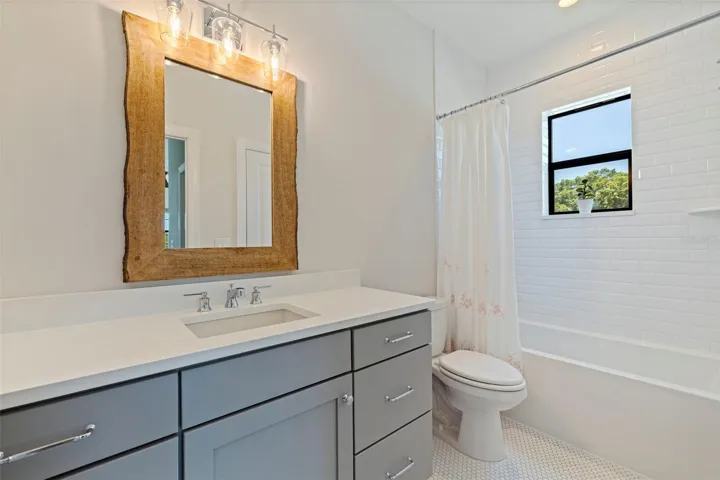 Third floor second bathroom