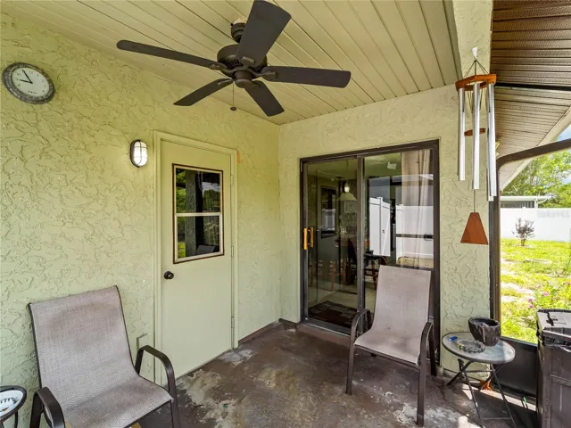Rear Lanai