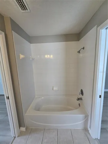 Guest bedroom 3