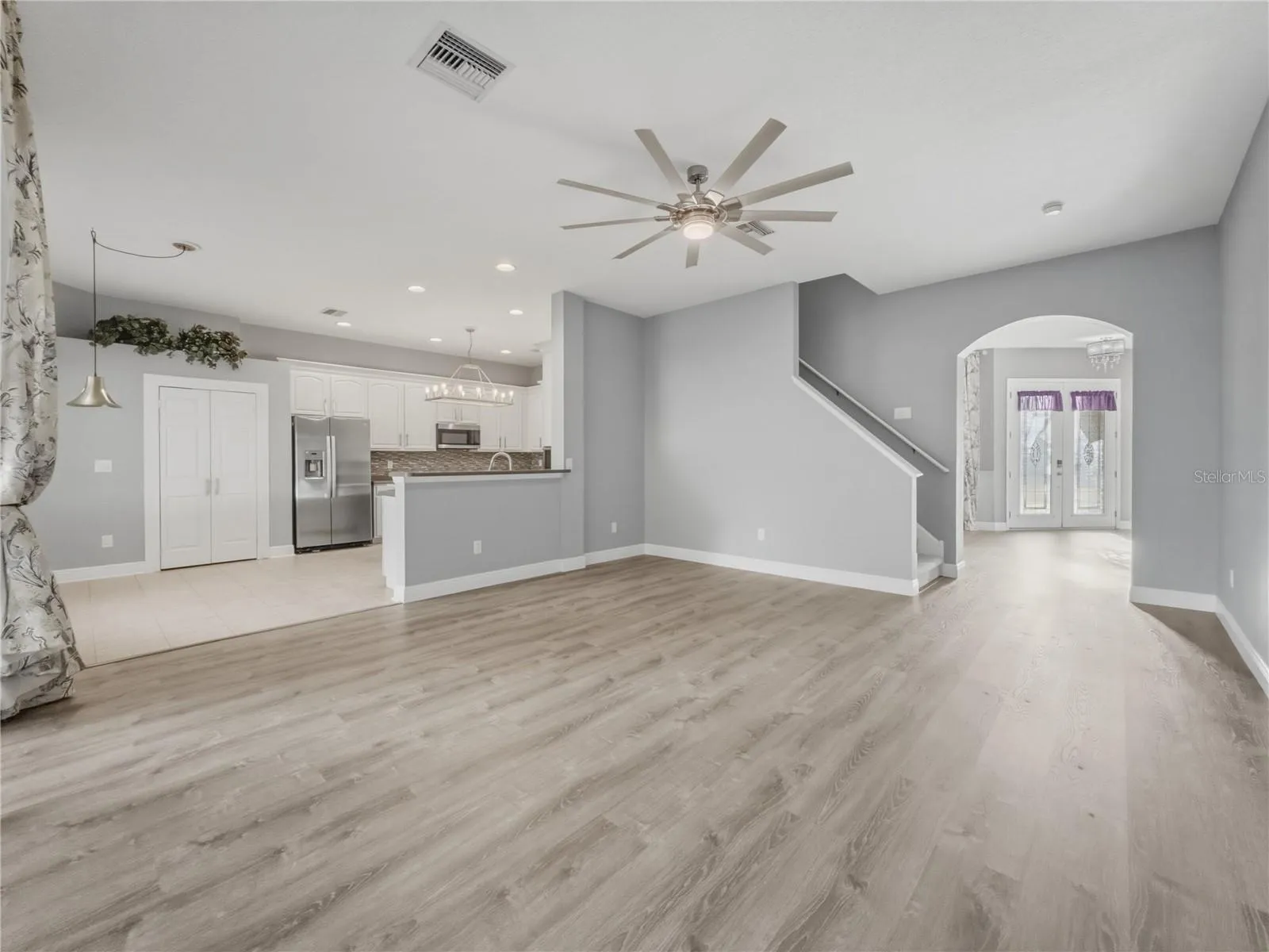 Family Room - 11530 Oyster Bay Circle, New Port Richey, FL 34654
