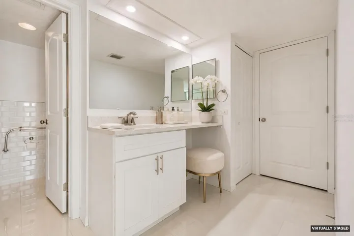 VIRTUALLY STAGED PRIMARY BATH AREA