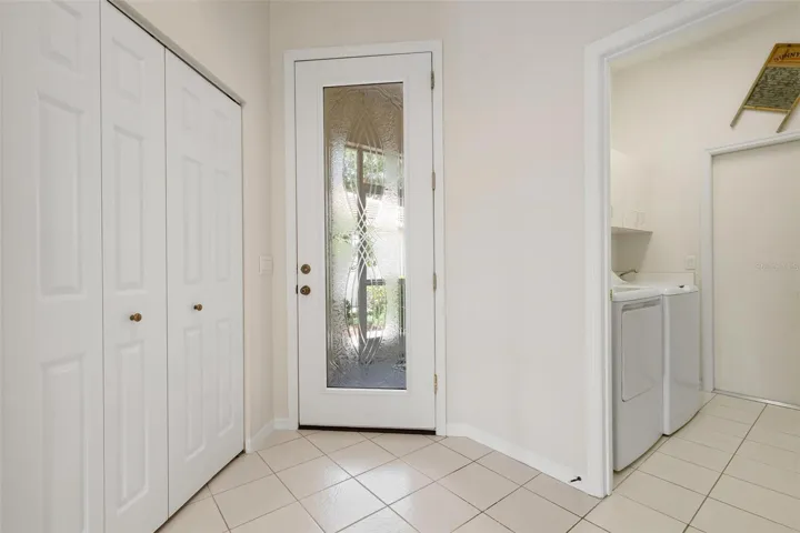 Foyer, laundry room