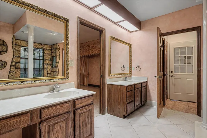 Master Bathroom with Dual sinks/vanity