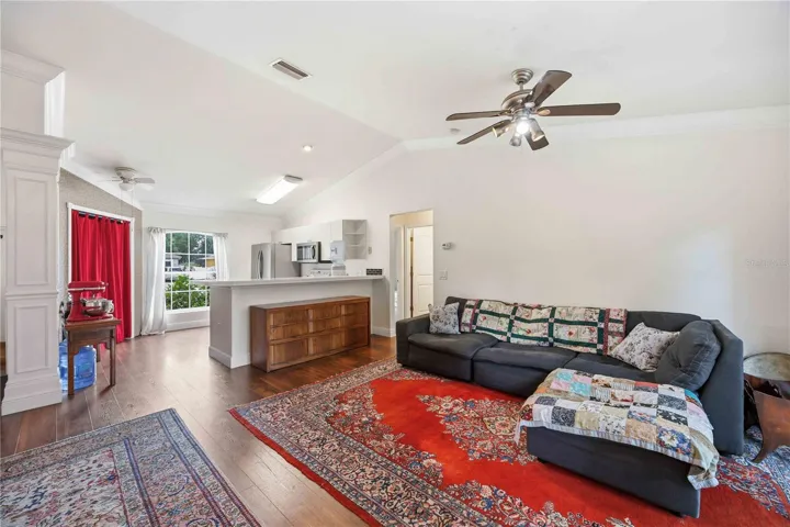 living room / kitchen
