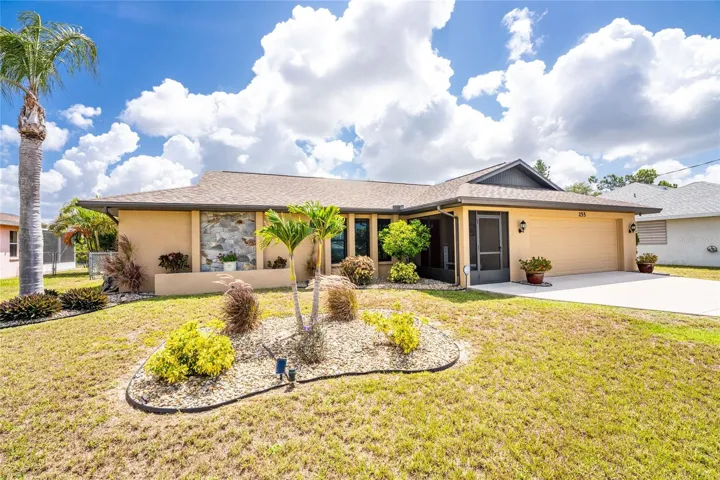 Your new home in Rotonda West awaits you!