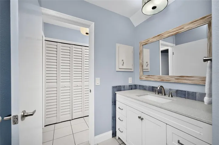 The vanity has plenty of storage!