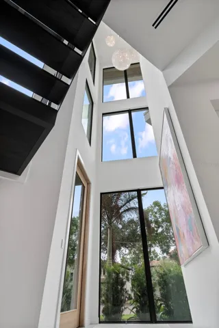 FLOOR TO CEILING WINDOWS