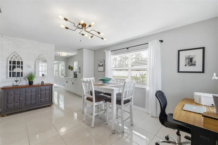 Entry / Dining Room