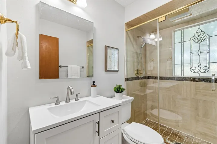 Downstairs full bath