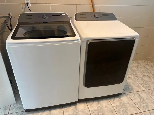 Washer &amp; Dryer