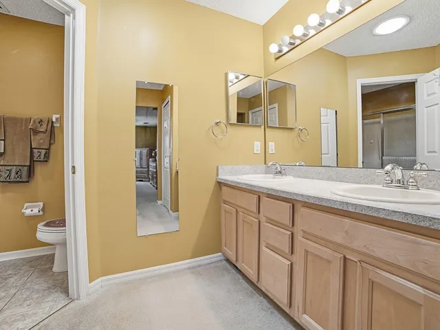 En Suite bath