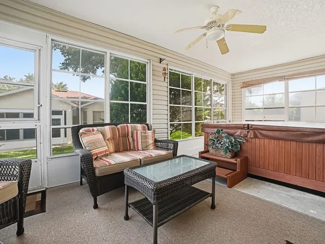 Vinyl enclosed lanai