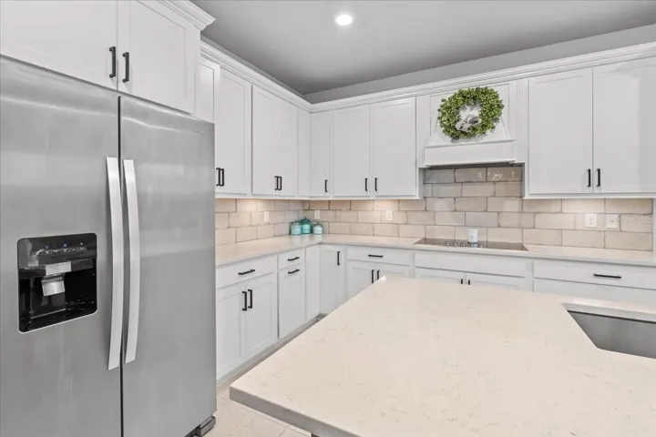 Under Cab Lights and Custom Backsplash