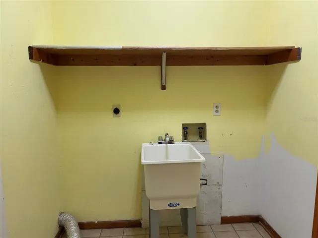 1170