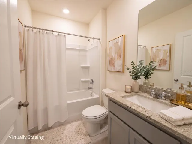 Virtually staged