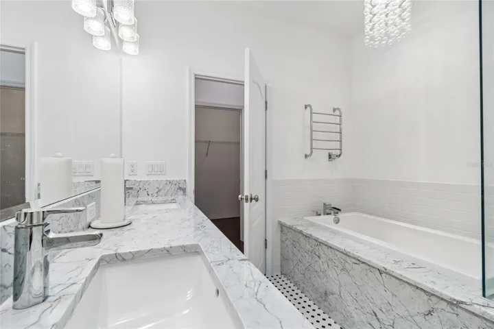 Primary En Suite Bathroom