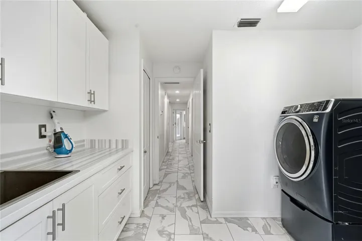 inside Laundry Room/Washer Dryer stays