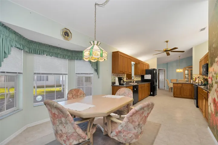 Breakfast Room