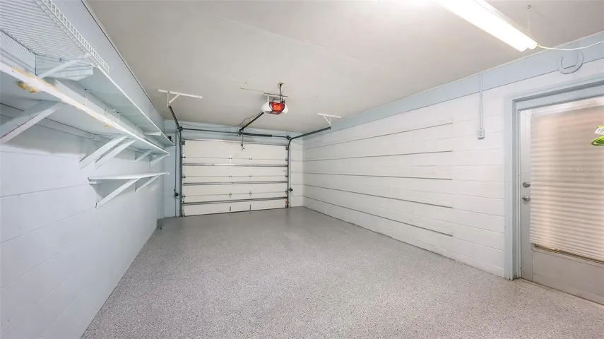 1 Car Garage with new epoxy floor