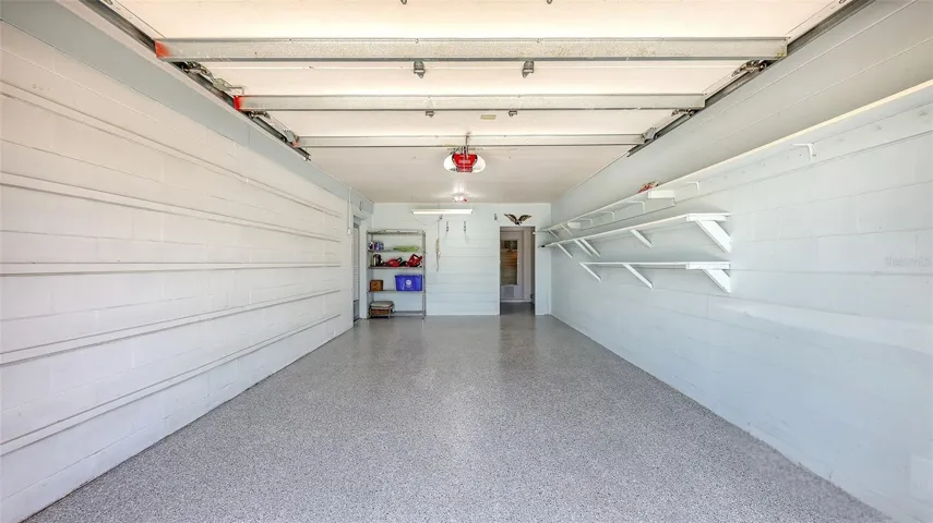 1 Car Garage with new epoxy floor