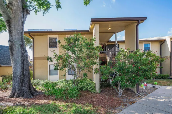 Welcome home to this spacious 2nd floor corner unit!