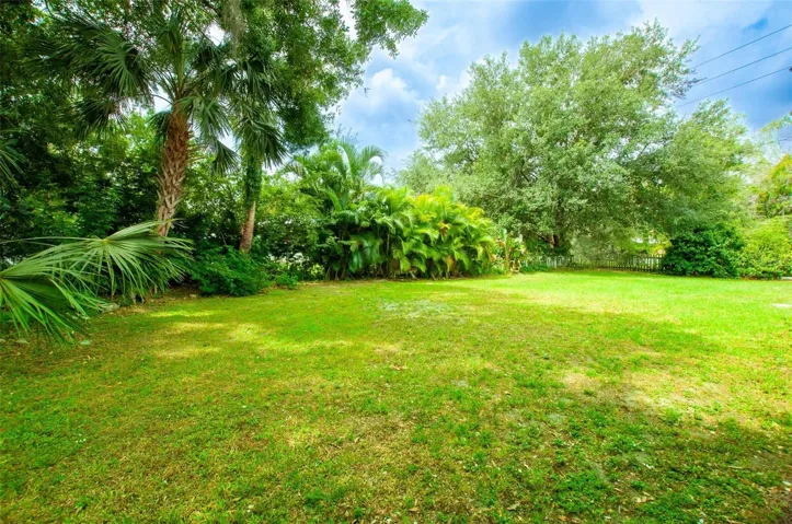side yard